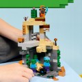 Klocki LEGO Minecraft Zombie Dungeon 284 elementy