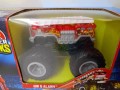 Hot Wheels Monster Trucks Kaskaderska Wyrzutnia JML04 + 5 Alarm